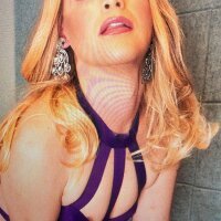 9 Mistress Vicky photo